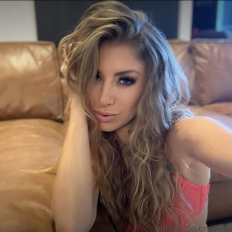 Goddess B Bunny avatar