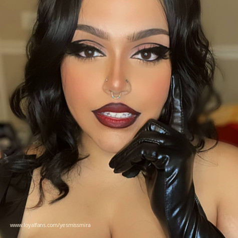 Miss Mira avatar