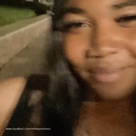 M0neyMistress avatar