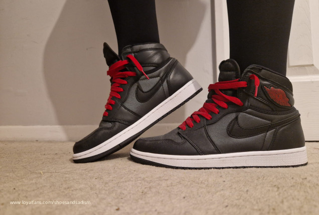 superstar sneaker queen