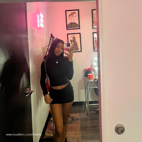 NikkiHS avatar