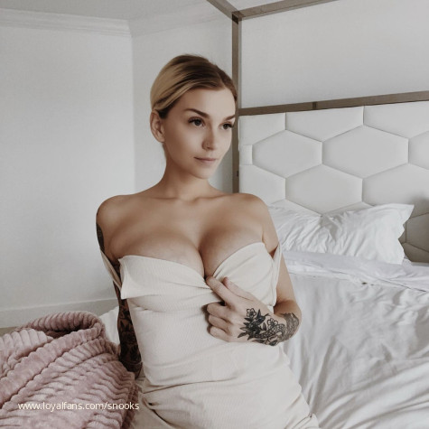 Snooks’s Official Social Fan Page | LoyalFans