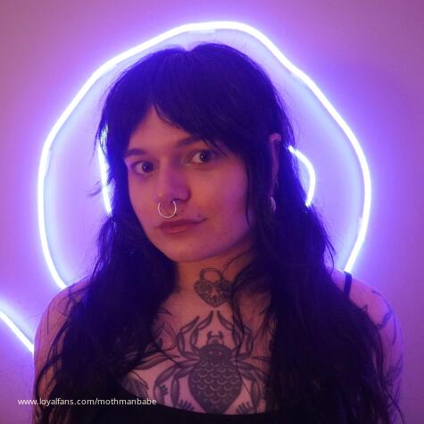 mothmanbabe avatar