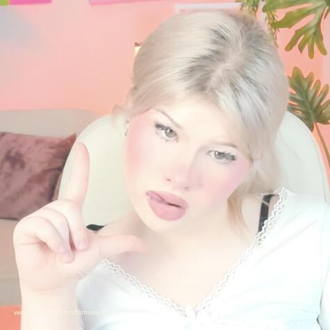 CUTE NONNUDE GODDESS LILITH  avatar