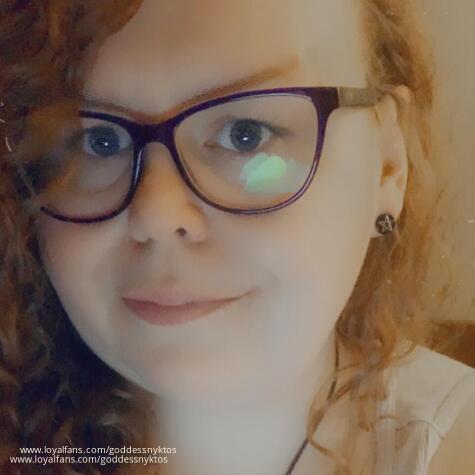 GoddessNyktos avatar