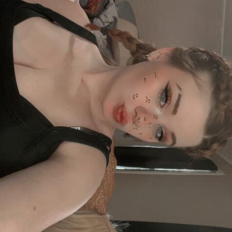 love_lola19 avatar