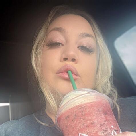 Blondenextdoor avatar