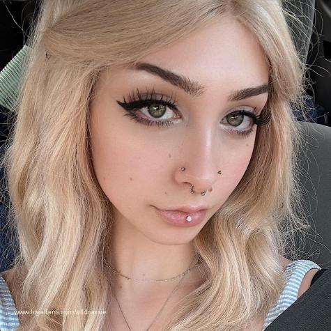 All 4 Princess Cassie avatar