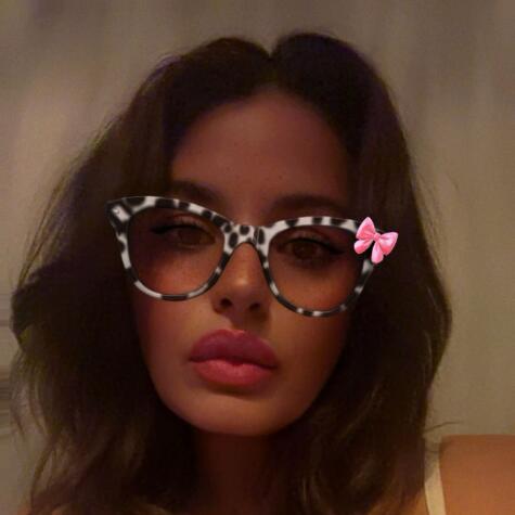 April Vella avatar