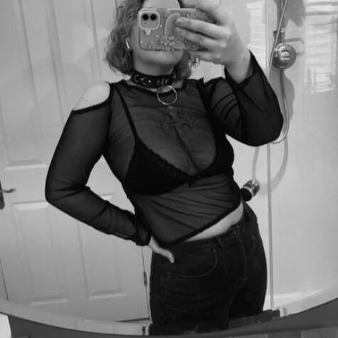 MistressMoth23 avatar