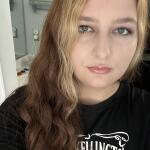 FoxyRaeRivers avatar