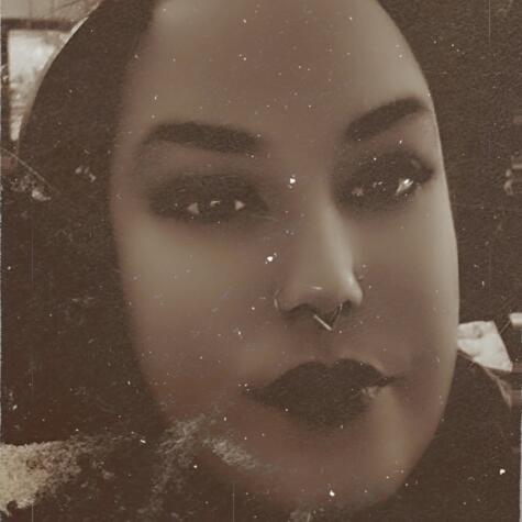 rosesnthegrvyrd avatar