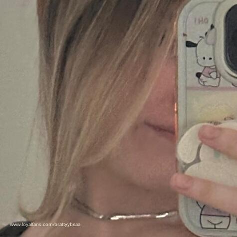 BrattyyBeaa avatar