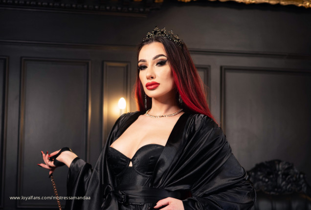 Smoking cigar - Mistress Amandaa Official Profile | www.Loyalfans.com
