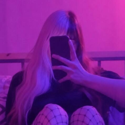 Miss Ruffinna l Findom Censor avatar