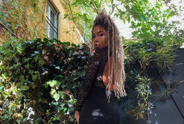 Always and only behind me. - Naomi White Goddess Findom Official Photos