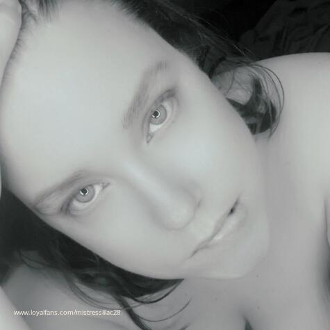 MistressLilac28 avatar