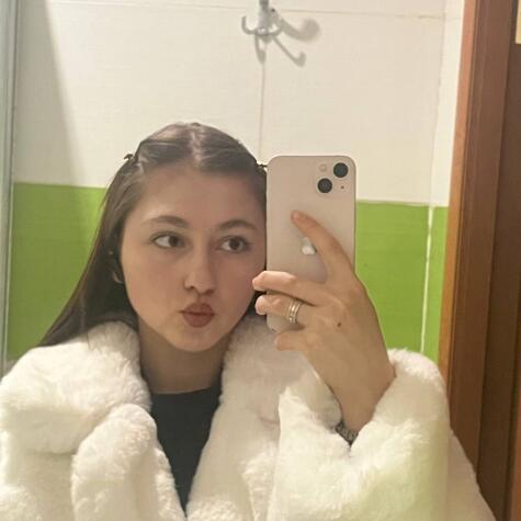 Milana27 avatar