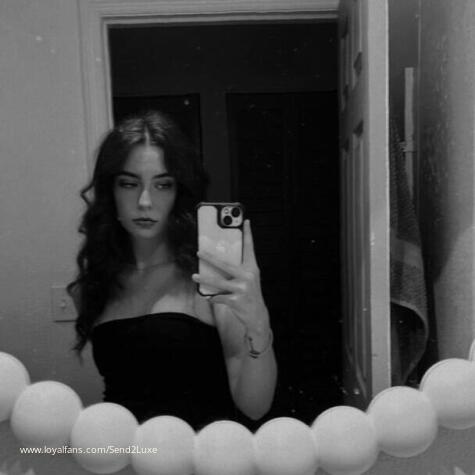 Brokeforluxe avatar