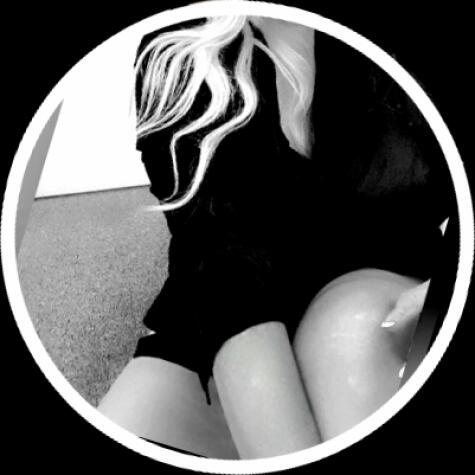 Ashleyyy1966 avatar