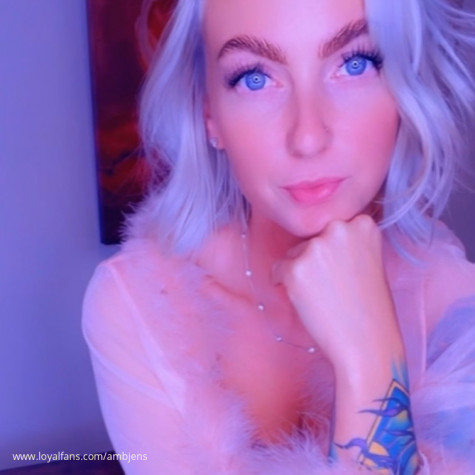 Curves - Ambjens Official Photos www.Loyalfans