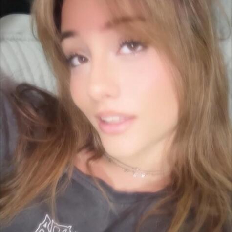 GoddessAdoraa_ avatar