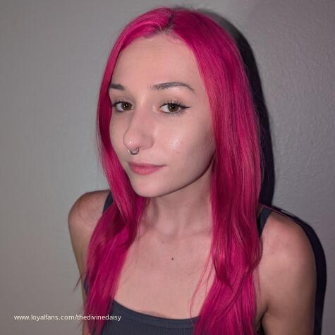 TheDivineDaisy avatar
