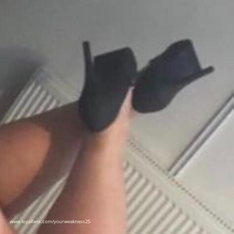 YourWeakness25 avatar