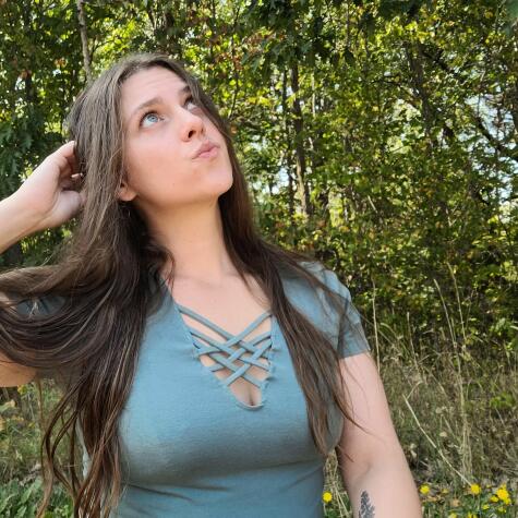 KatieKitten38 avatar