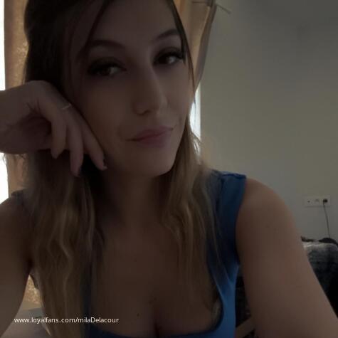 Mila Delacour avatar