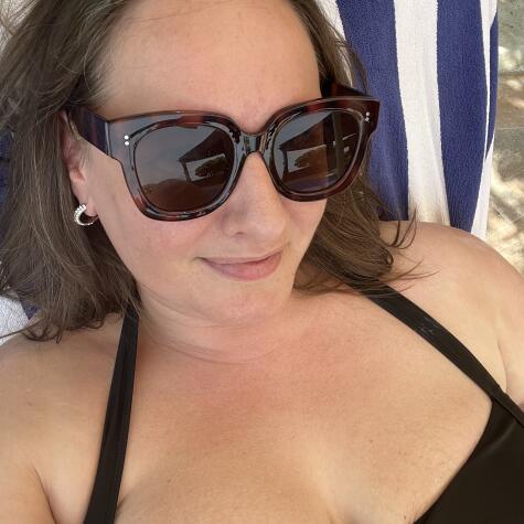 CurvySapphire avatar