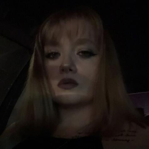 Mistress Taryn avatar