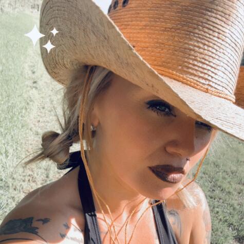 Bombshell22 avatar