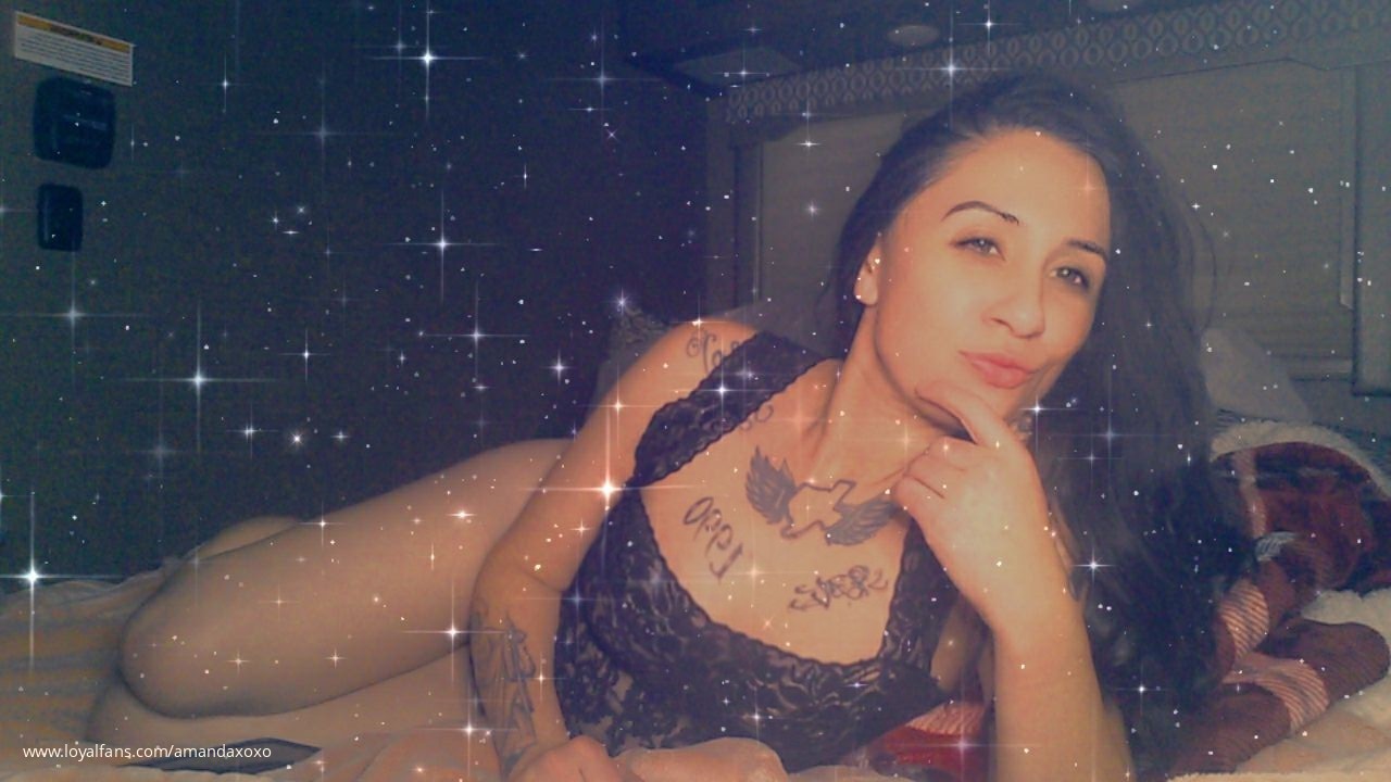 AmandaXOXOs Official Social Fan Page | LoyalFans