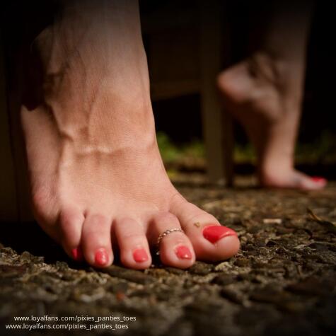 Pixies_Panties_Toes avatar