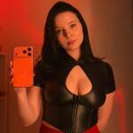 Vicky April avatar