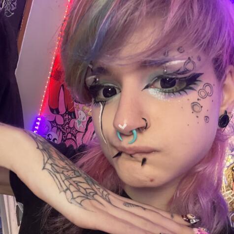 Islandbunnygirl avatar