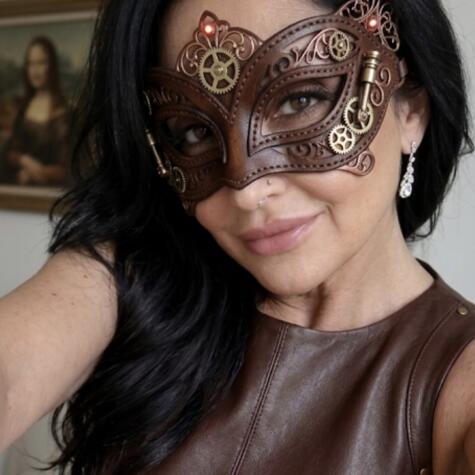 Imperial Luxe avatar