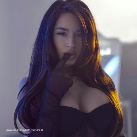 HanaRoss avatar