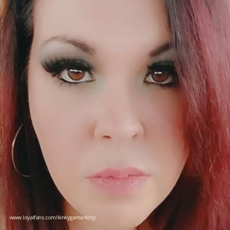 KinkyGamerKitty avatar