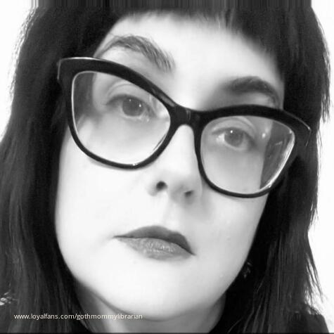gothmommylibrarian avatar