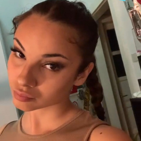 Official goddess Manuela avatar