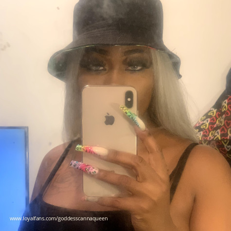 Goddess CannaQueen avatar