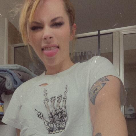 VioletReignn avatar