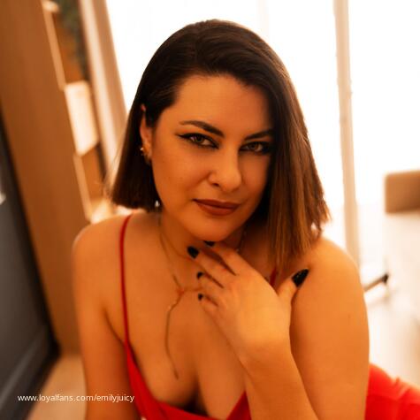 EmilyJuicy avatar