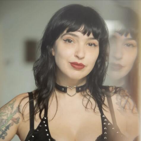 Big Theory Goth GF avatar