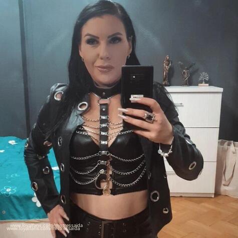 MistressAida avatar