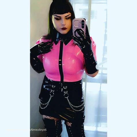 6miss6nyx6  avatar