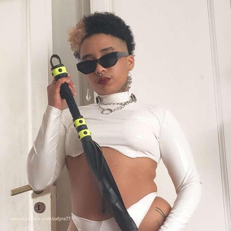 Zafyre Trans Kinky Femdom Humiliatrix  avatar
