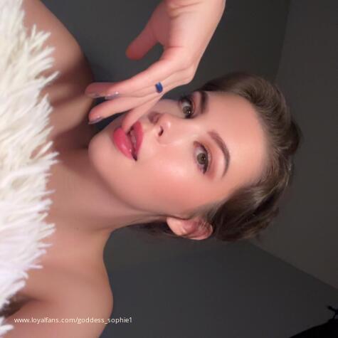 GoddessSophie22 avatar